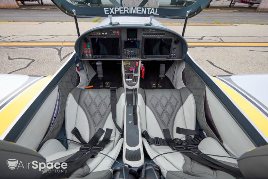 2021 JMB VL-3TE-915 - Interior