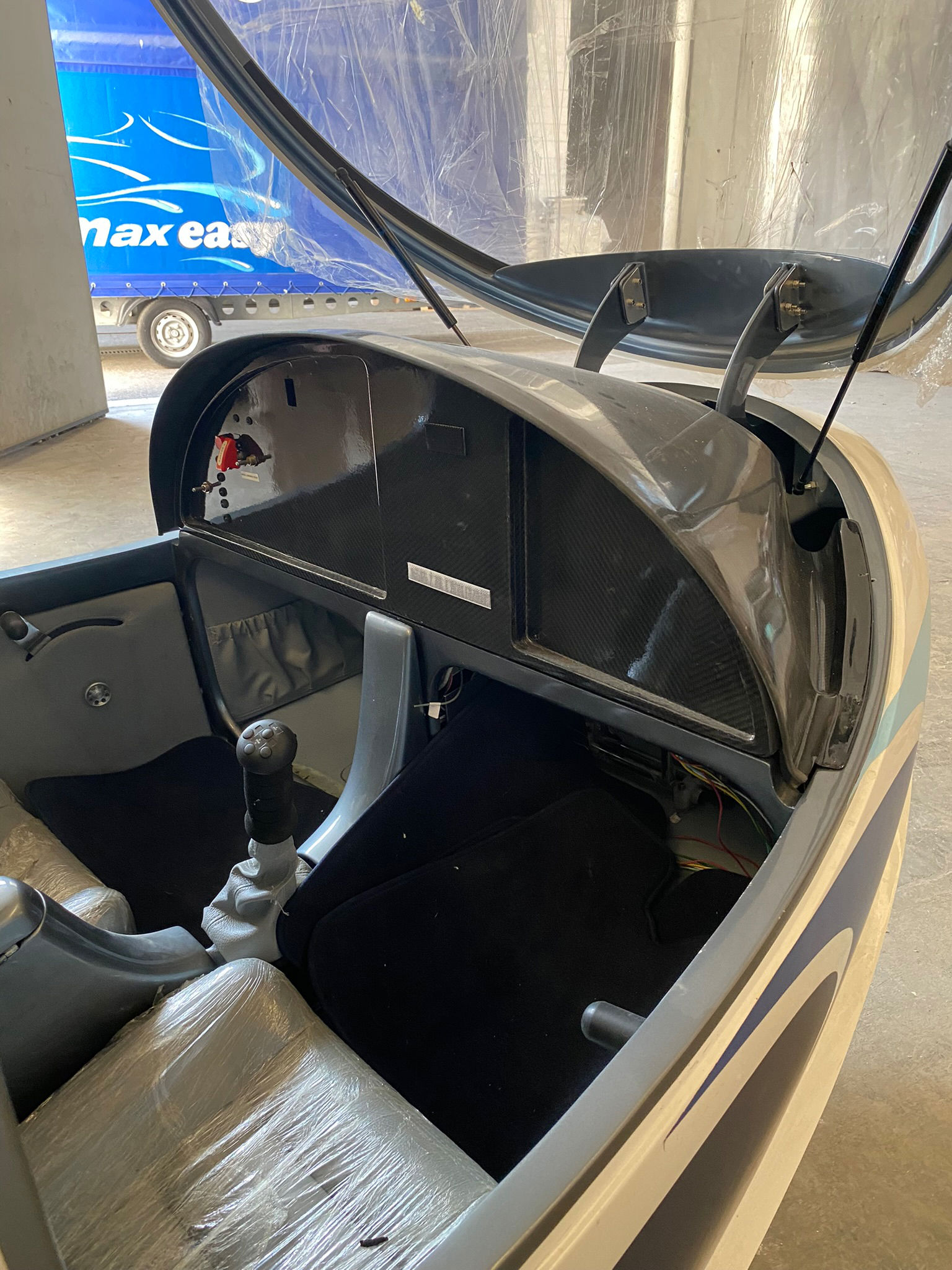 2013 AirMax Seamax M22 - Interior