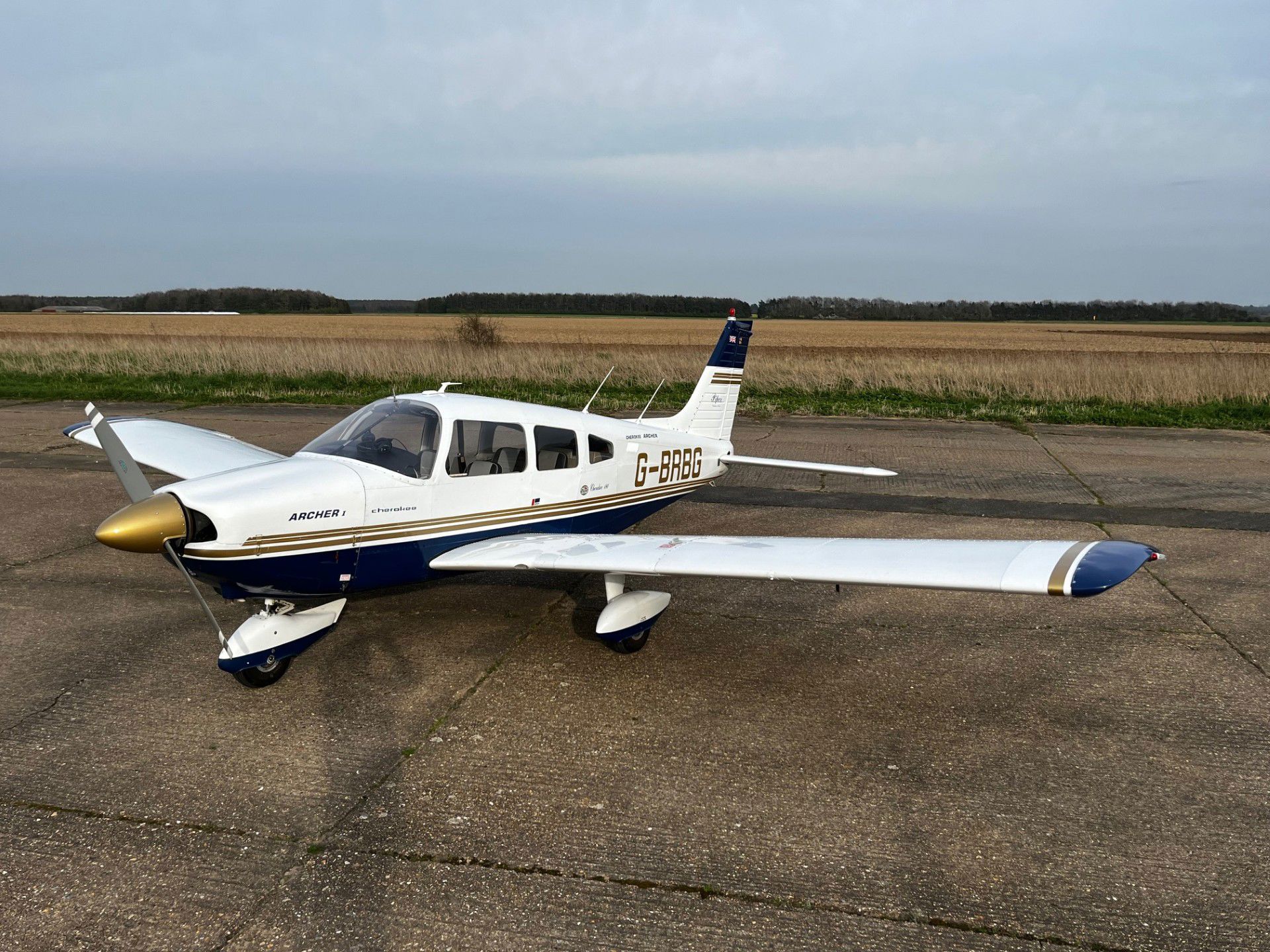 1975 Piper PA-28-180 Cherokee Archer - Exterior