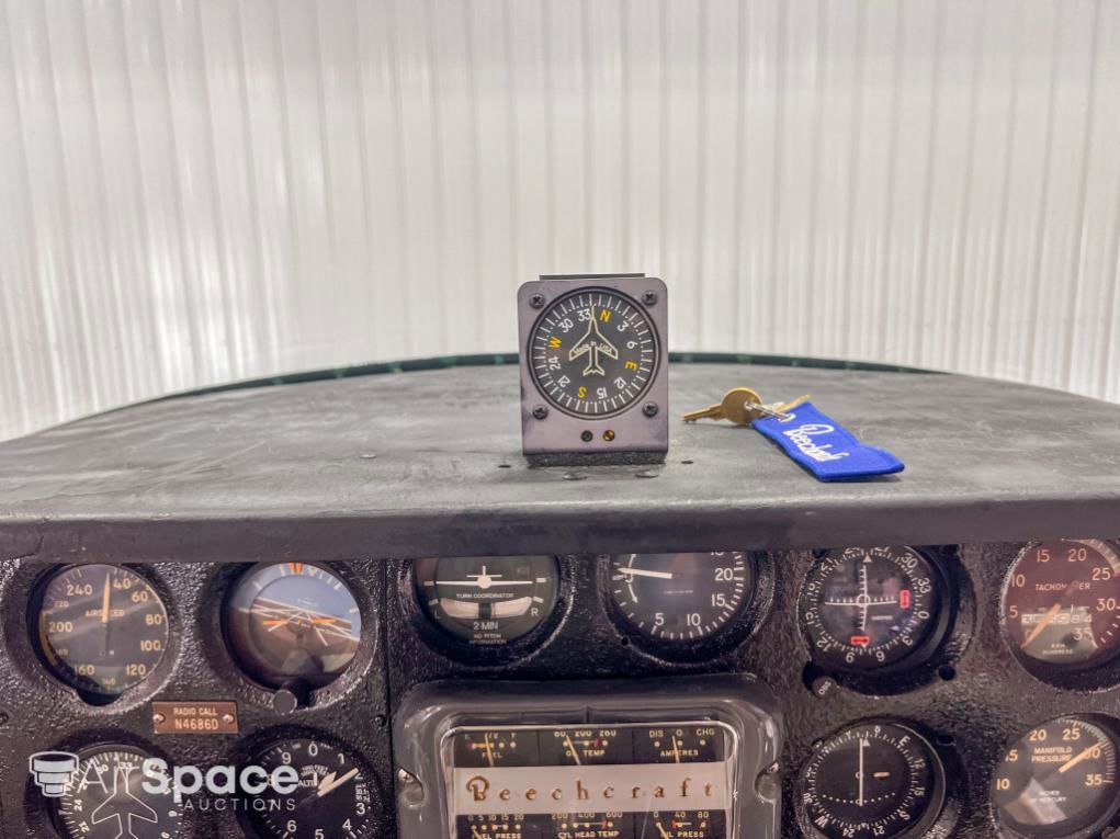 1956 Beechcraft H35 Bonanza - Interior