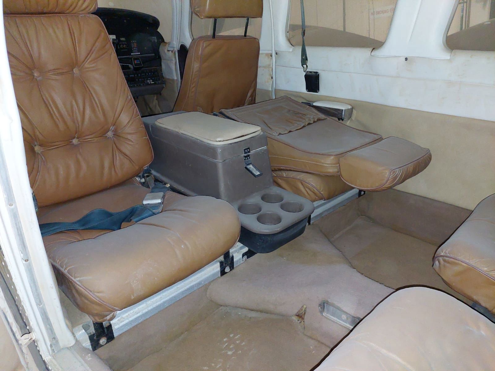 1977 Piper PA-34-200T Seneca II - Interior