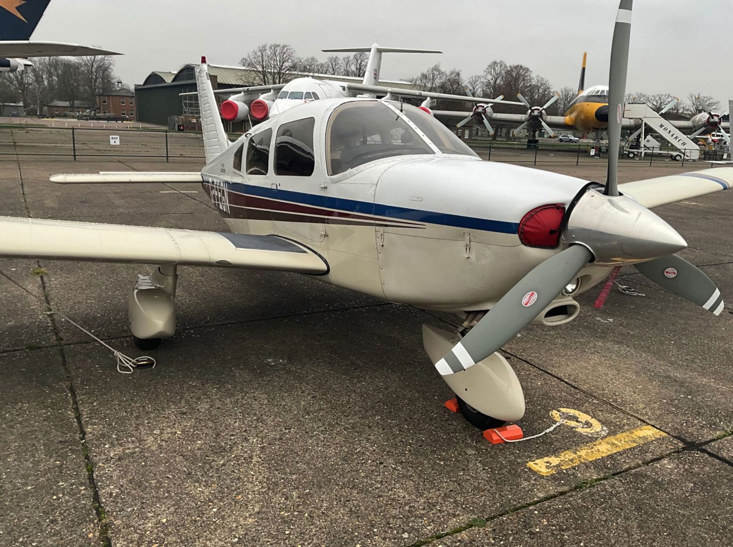 1984 Piper PA-28-236 Dakota - Exterior