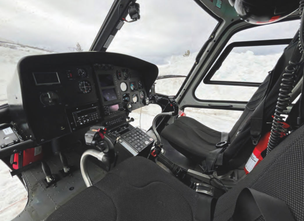 2010 Aerospatiale AS350B Ecureuil - Interior