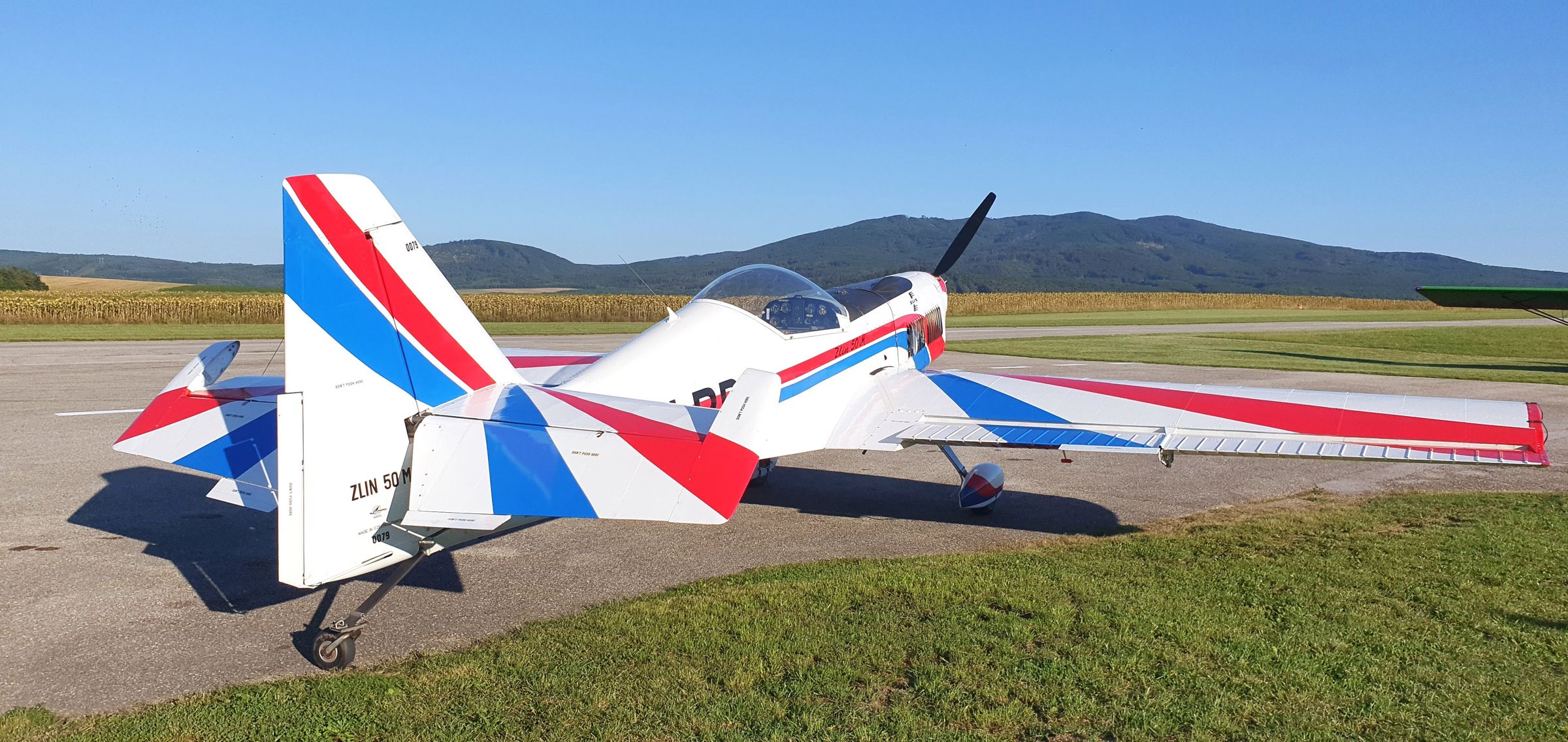 1991 Zlin Z-50 M - Exterior