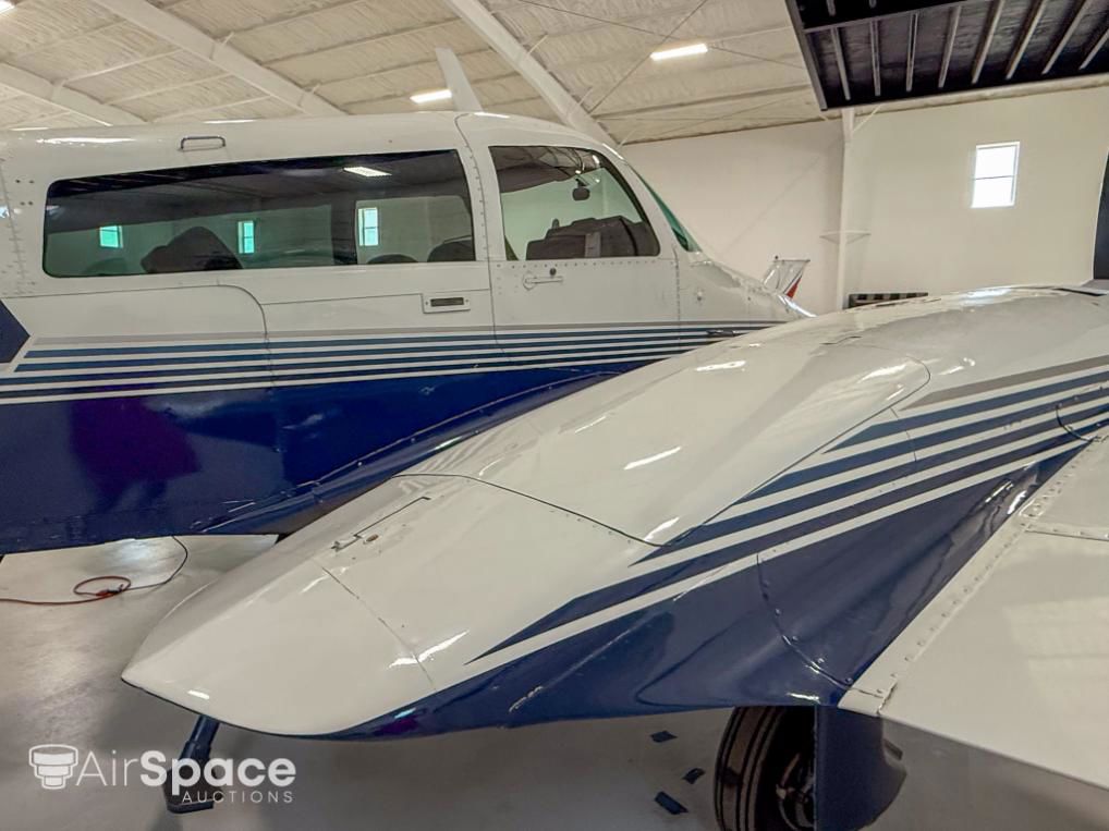 1969 Cessna T310Q - Exterior