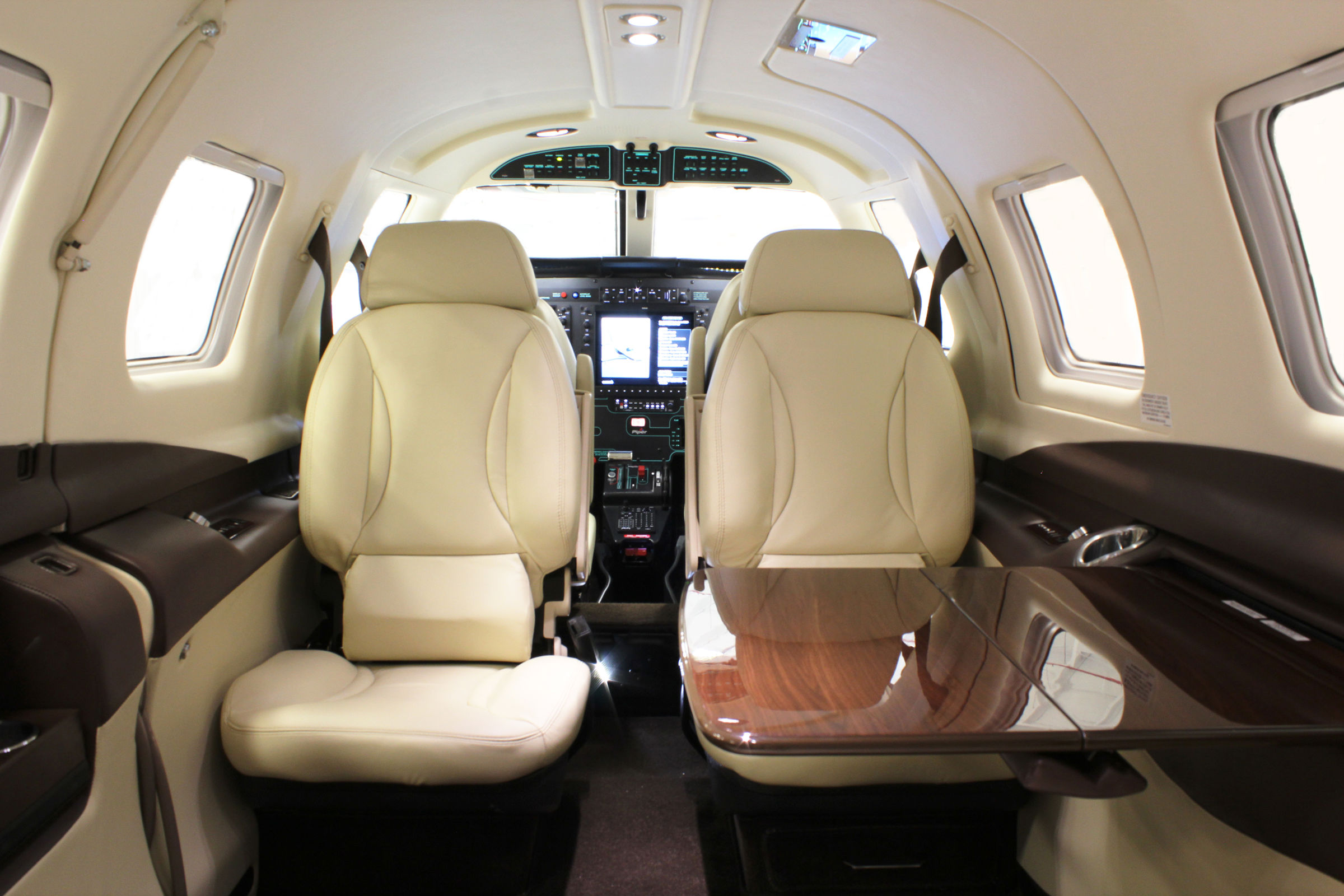 2026 Piper PA-46 M500 - Interior