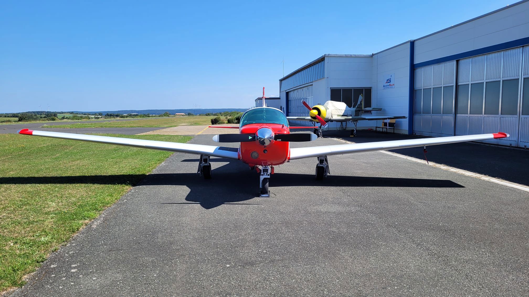 1987 Mooney M20J 201 - Exterior