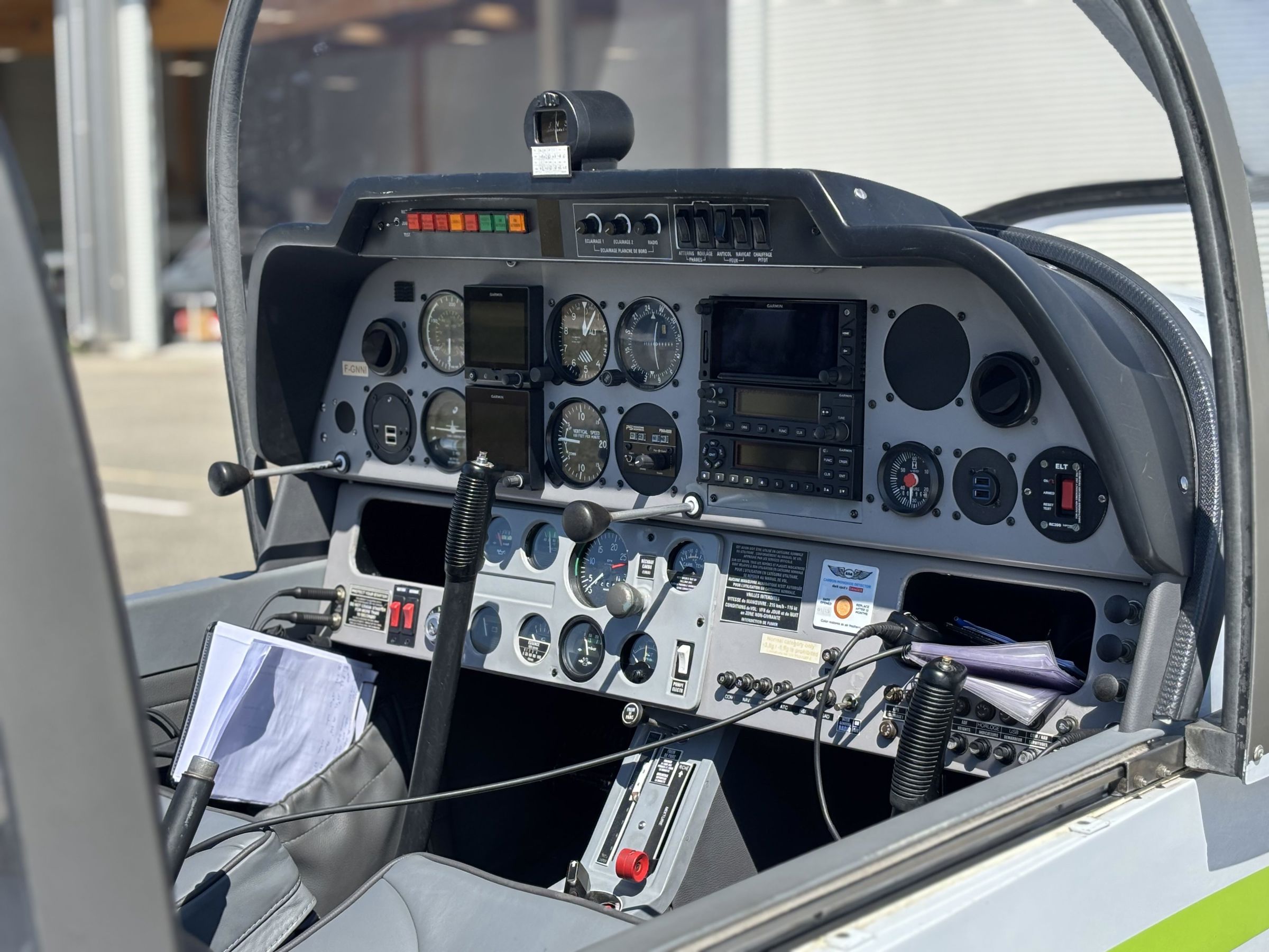 1994 Robin DR-400 120 Dauphin 2+2 - Interior