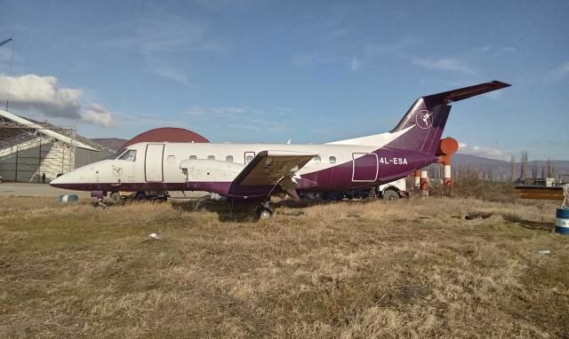 1991 Embraer 120 - Exterior