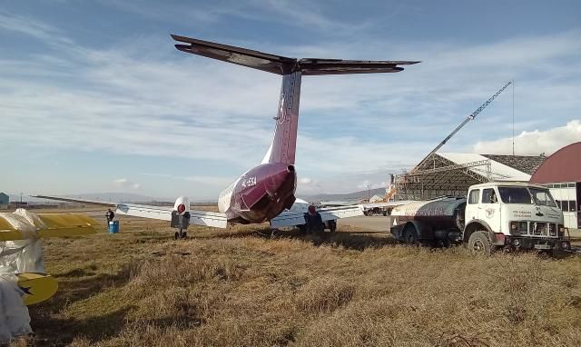 1991 Embraer 120 - Exterior