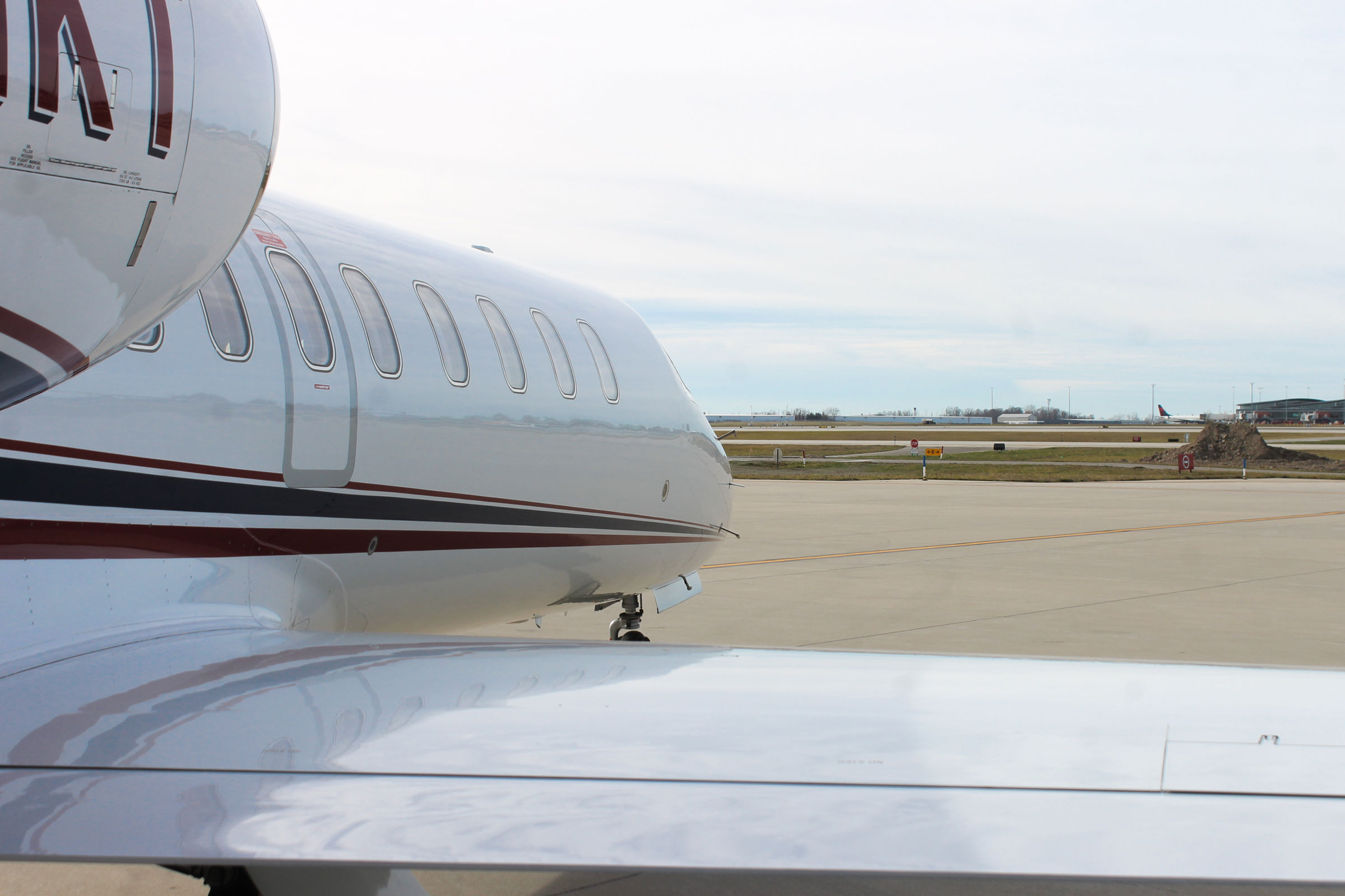 2012 Learjet 45XR - Exterior