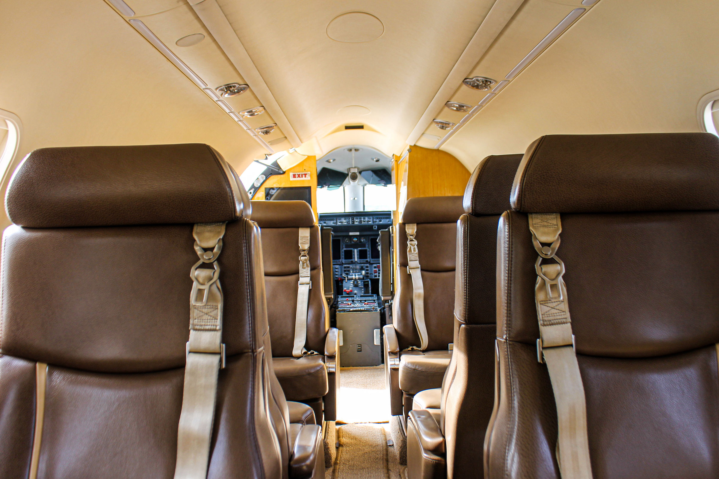 2012 Learjet 45XR - Interior