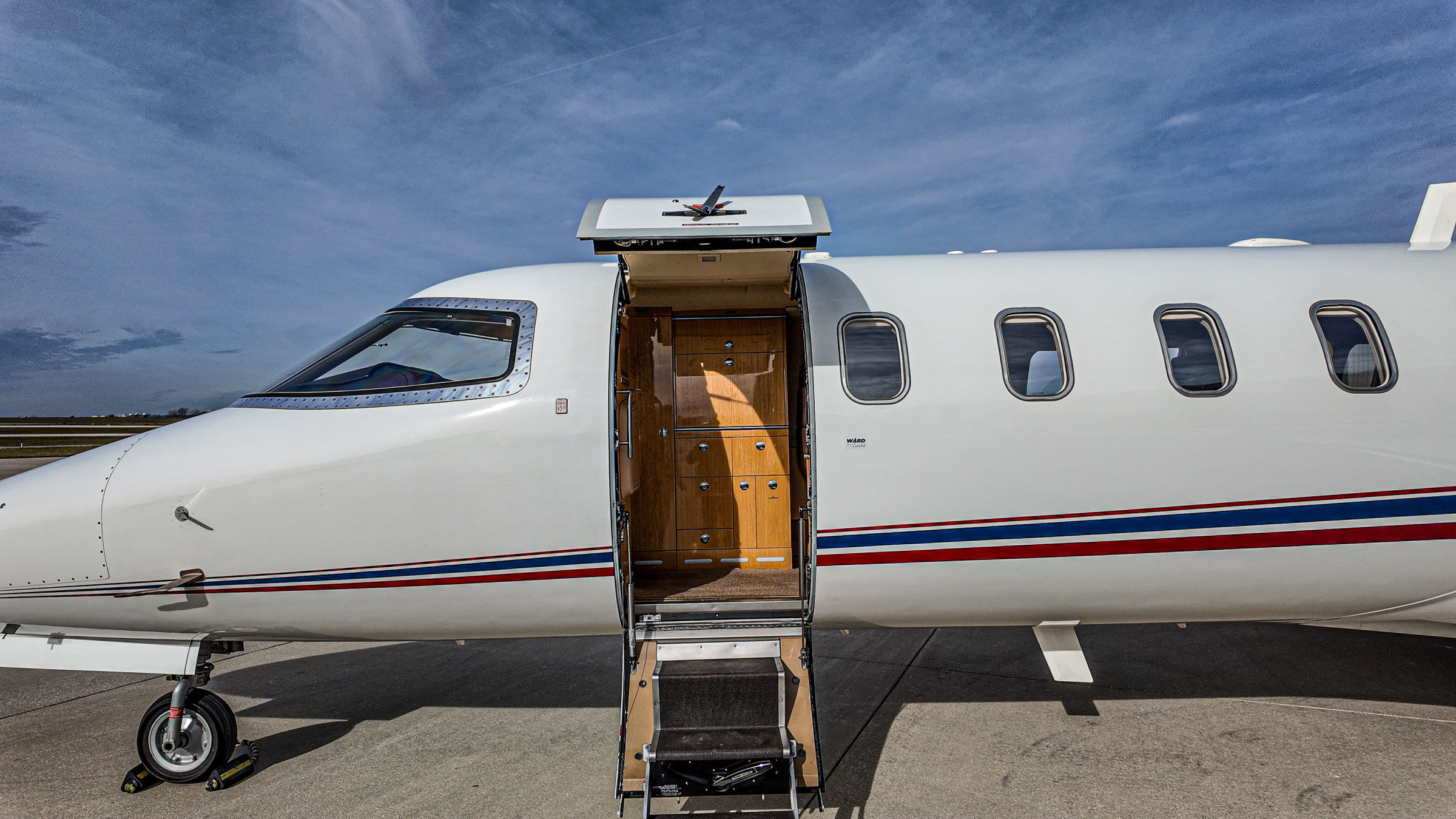 2012 Learjet 45XR - Exterior